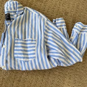 COPY - 🔵Abercrombie and Fitch button down shirt🔵